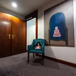 Hotel The Ambassador