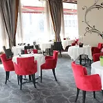 Hotel The Ambassador 4*
