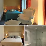 Hotel The Ambassador