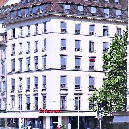 Hotel The Ambassador 4*