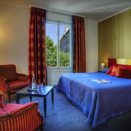The Ambassador Hotel 4*