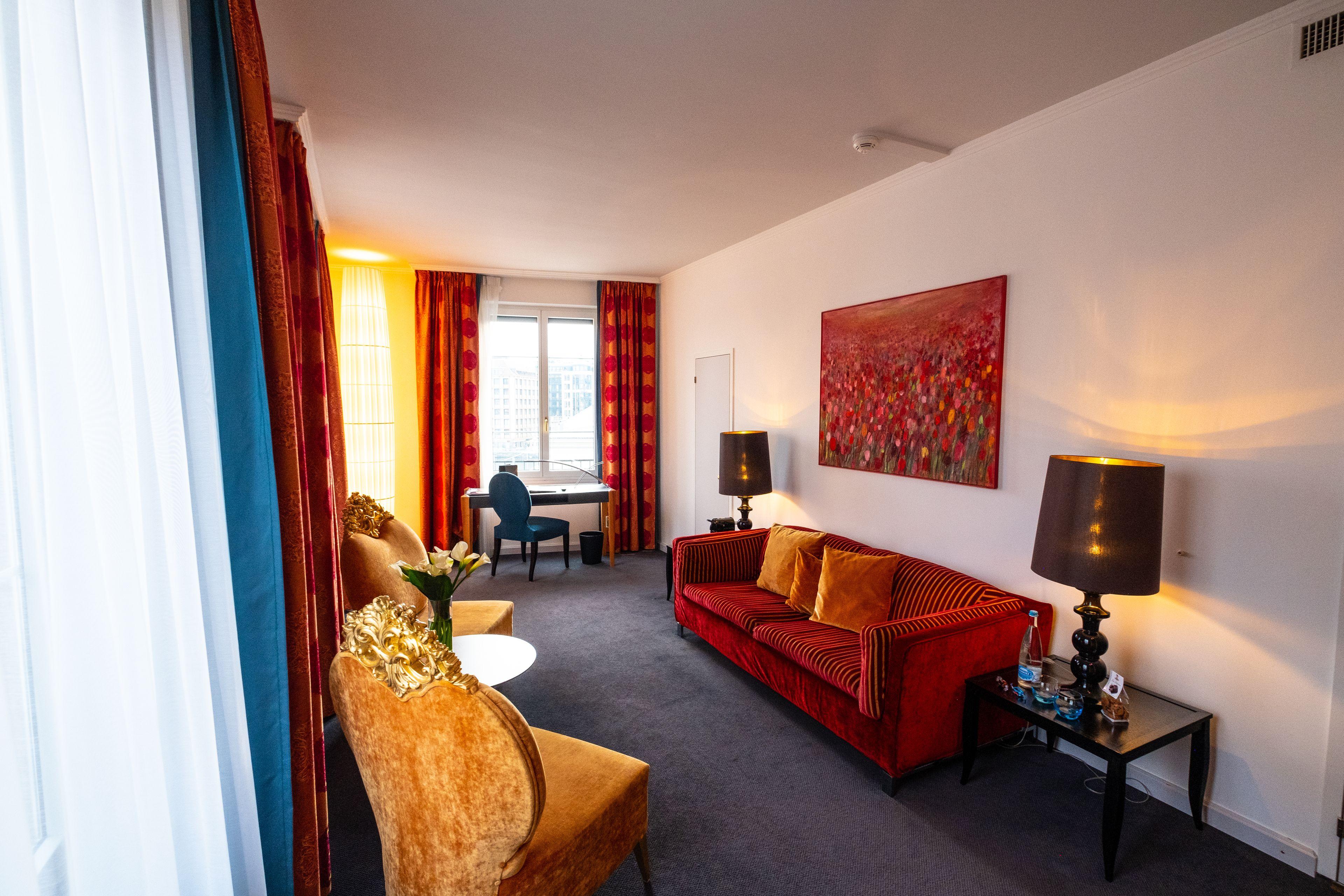 Hotel The Ambassador