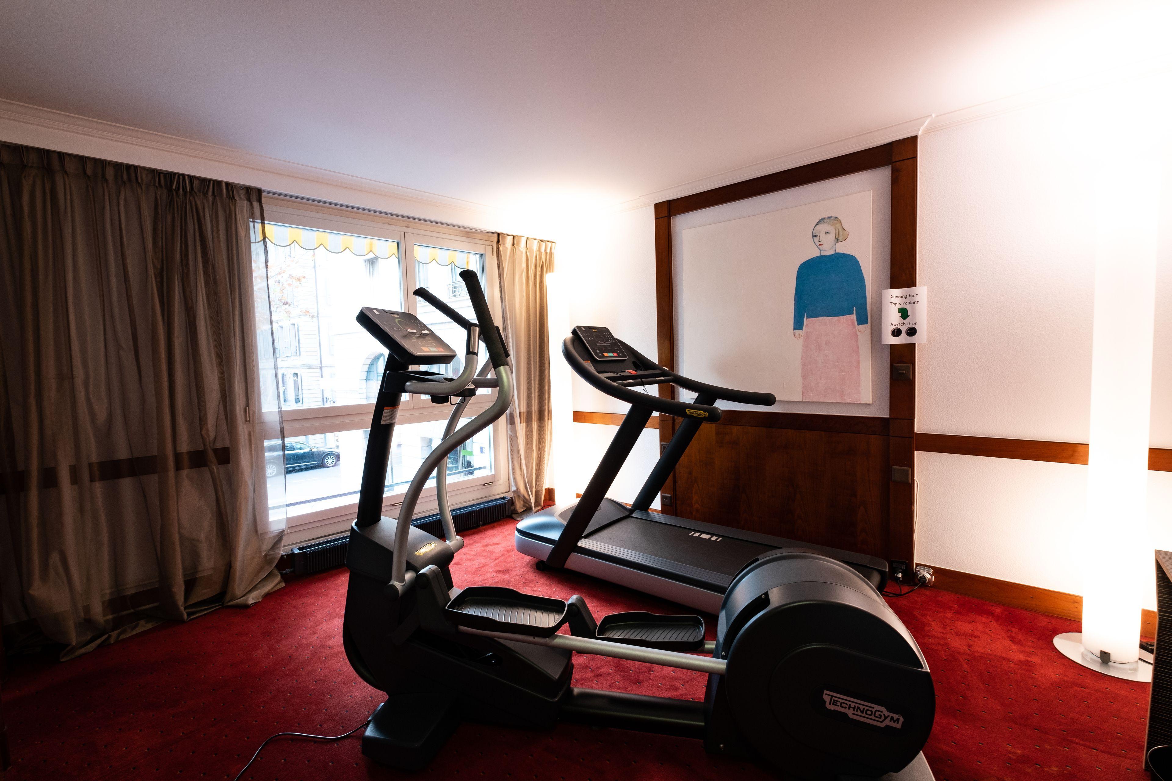 Hotel The Ambassador