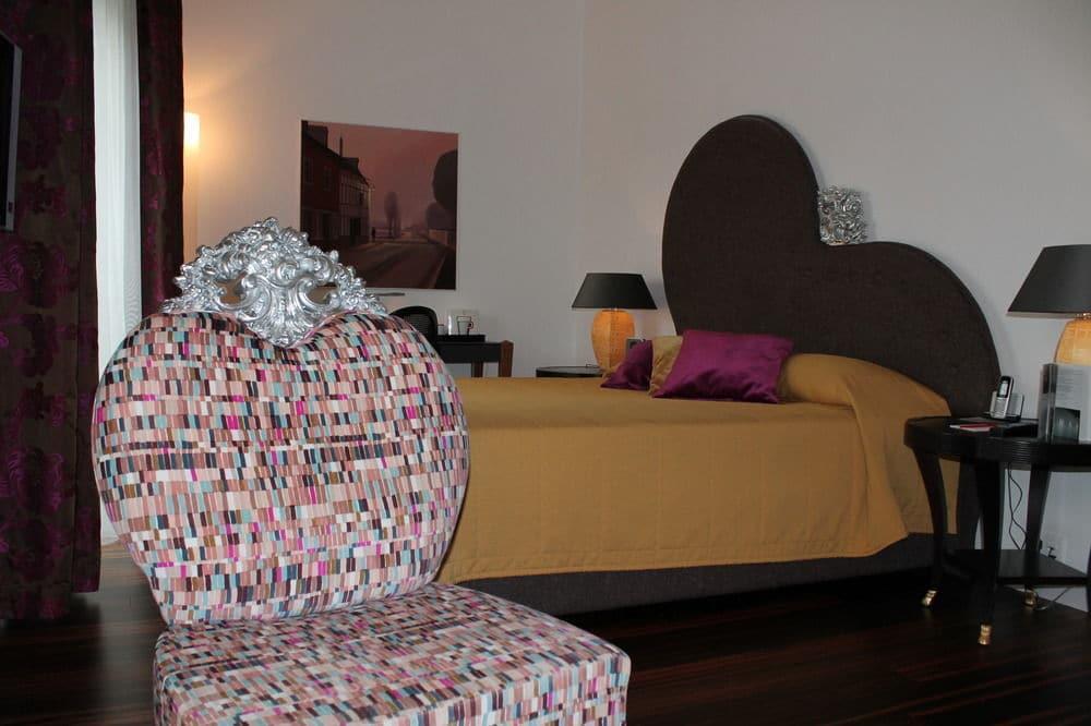 Hotel The Ambassador